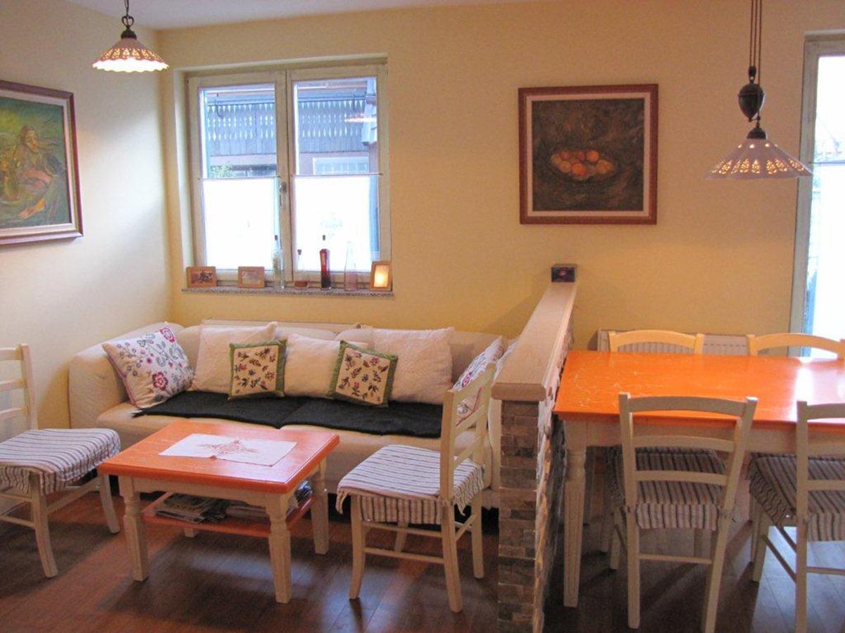 Apartment Mojstrovka With Terrace In City Center Kranjska Gora Zimmer foto